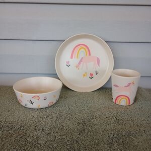 Pillowfort Kids Unicorn & Rainbow Dish Set Plate Bowl Cup